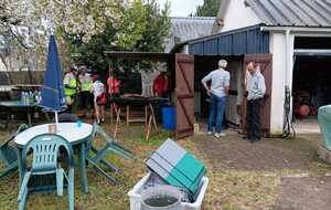 Ravito les 3 volets    
La guinguette de Lean-Luc ! ! !